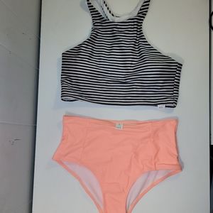 BLACK/WHITE STRIPED/PEACH BIKINI SIZE SMALL NWOT BRAND UNKOWN